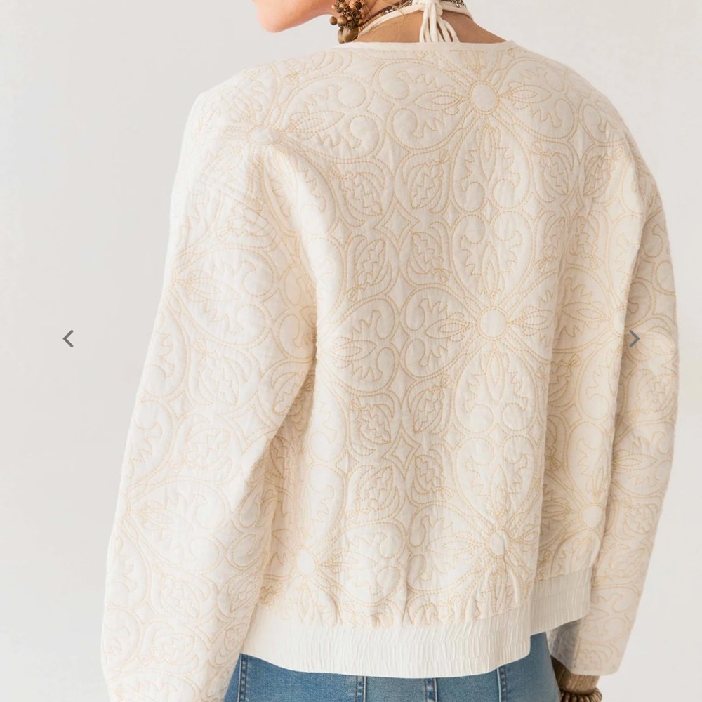 Maison Hotel Ivory Quilted Jacket Floral Stitching - Picture 7 of 7